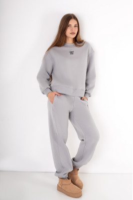 Костюм жіночий